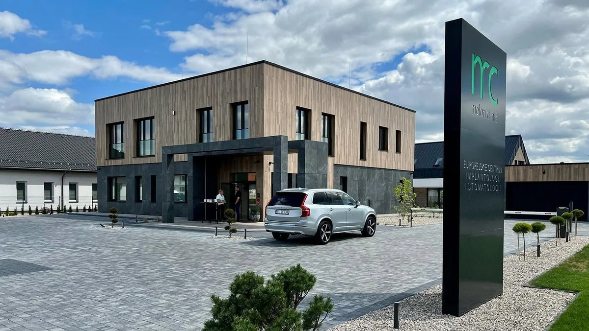 Melon Clinic — centrum implantologii, ujęcie 4